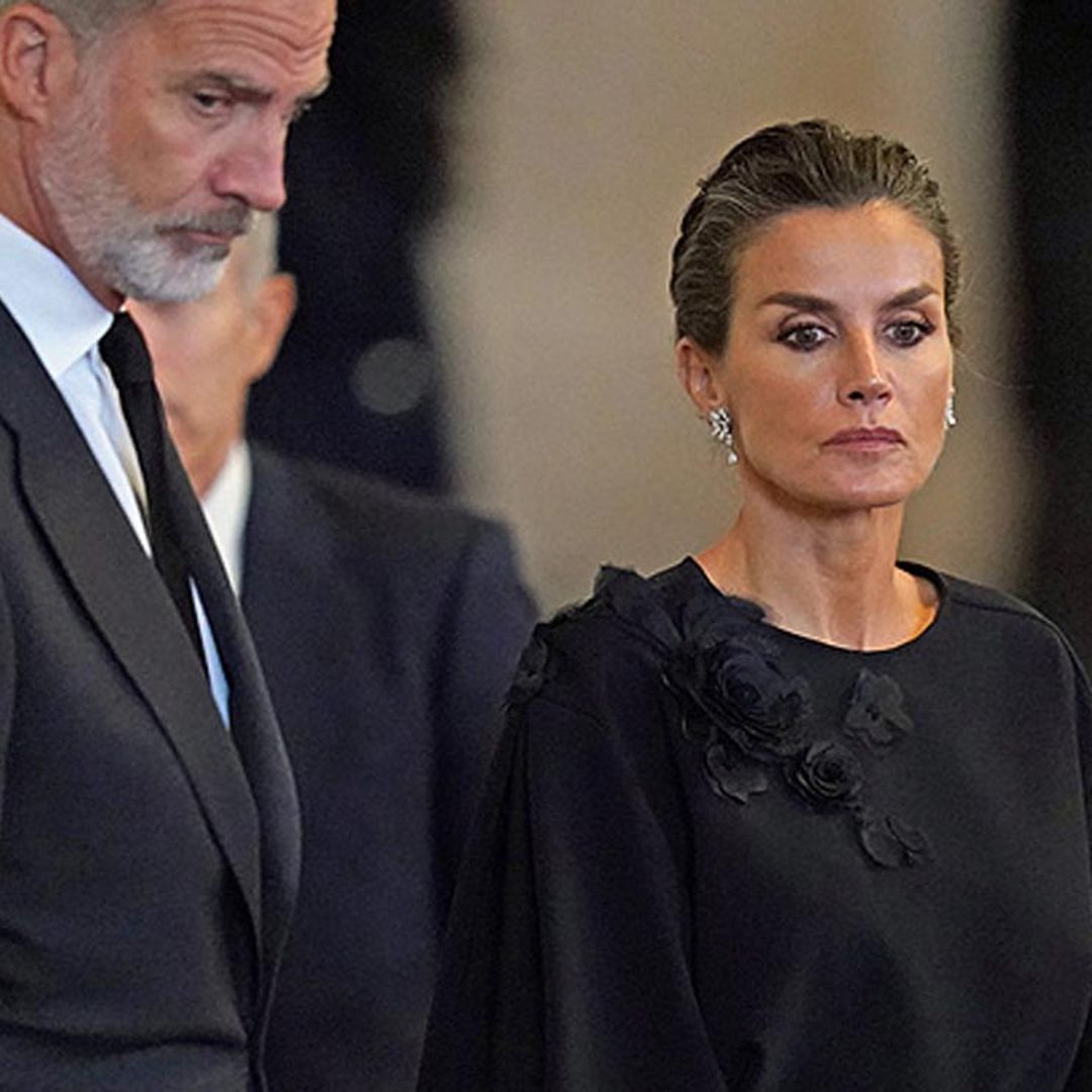 Los reyes Felipe y Letizia, junto a otros líderes mundiales, presentan sus respetos a Isabel II en la capilla ardiente de Westminster