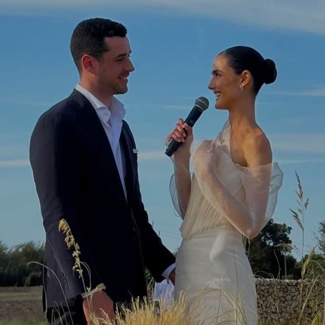 La top model Blanca Padilla y Alejandro García se dan el 'sí, quiero' en una espectacular boda en Menorca