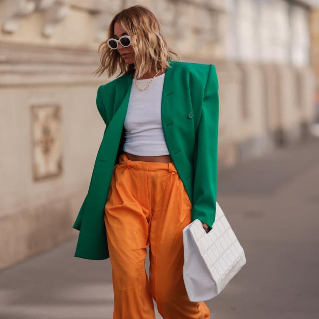 Las hombreras, la tendencia más empoderadora según pasarela y 'street style'