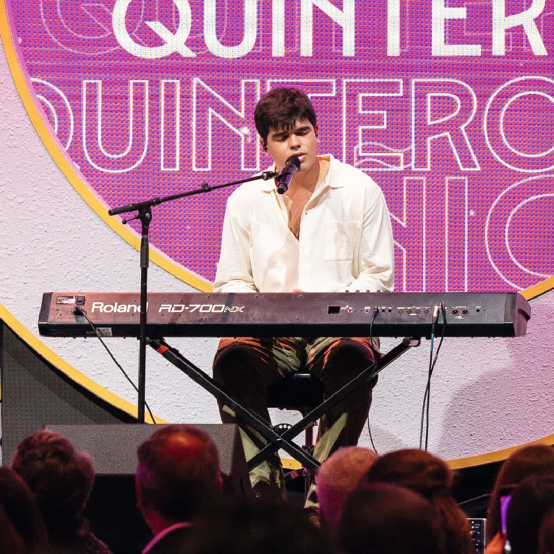 El músico durante su actuación en los Latin Grammy, en Miami, donde fue nominado como mejor nuevo artista