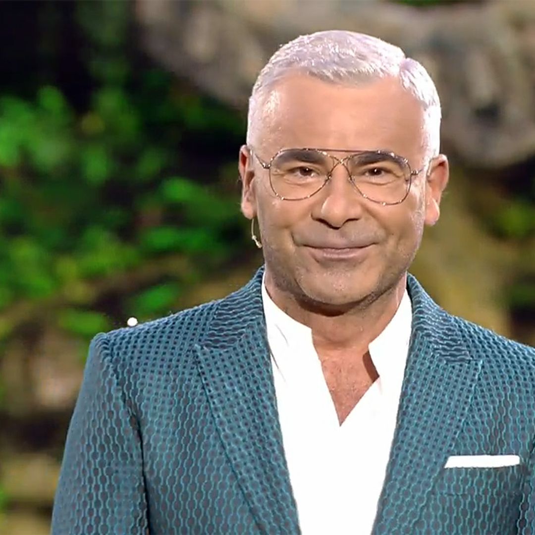 Un emocionado Jorge Javier Vázquez regresa por todo lo alto al trabajo tras sufrir un ictus