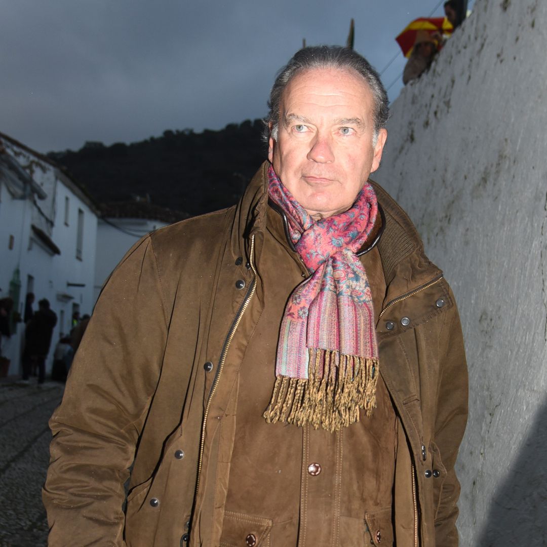 Bertín Osborne ficha por la competencia y rivaliza con Gabriela Guillén mientras ella triunfa en 'Supervivientes'