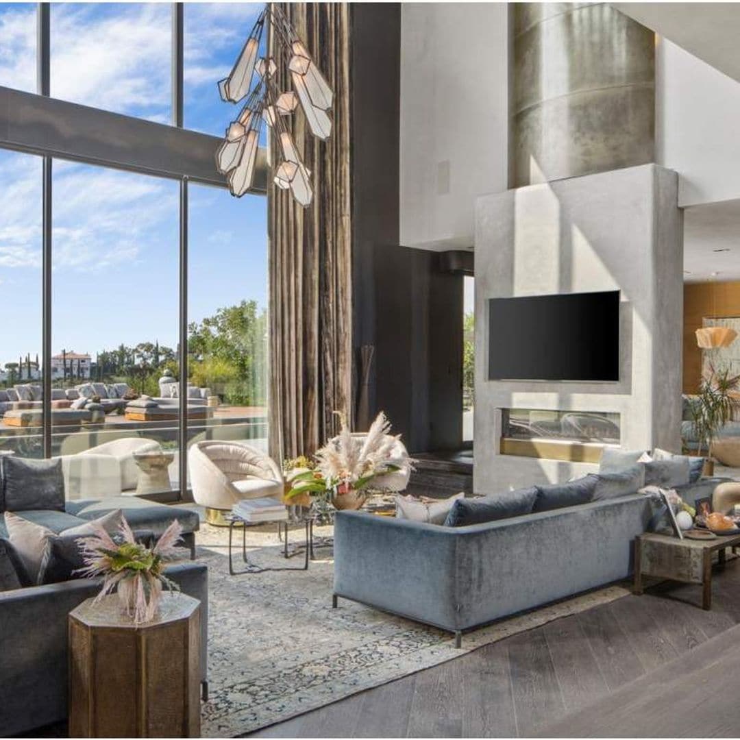 Así es la mansión que John Legend y Chrissy Teigen han vendido en Beverly Hills