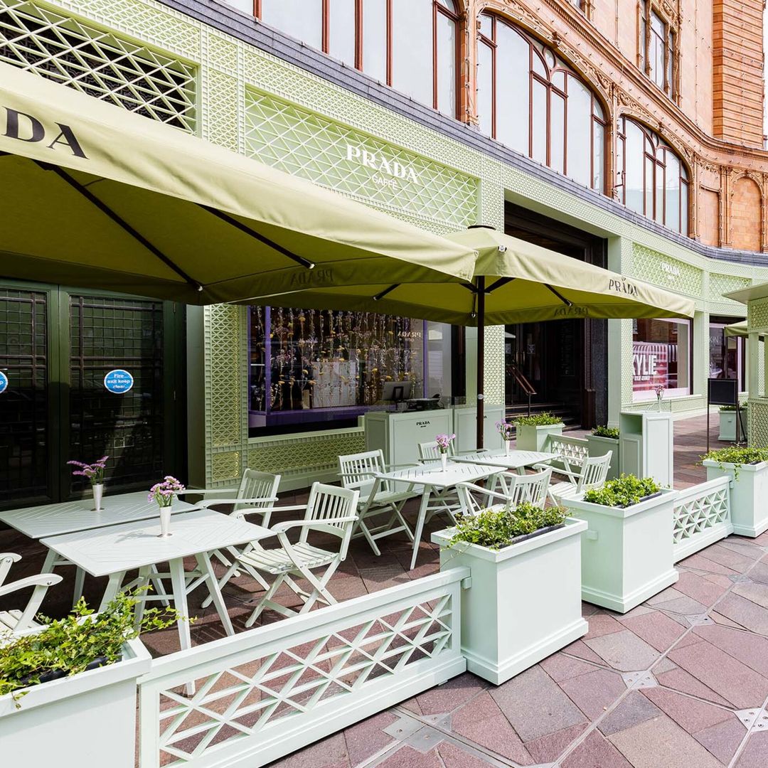 Prada Café