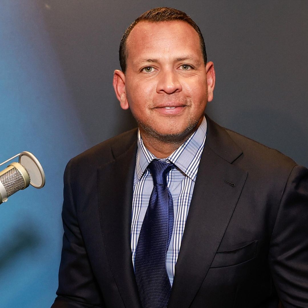 Alex Rodriguez presume con orgullo sus raíces dominicanas con un perfecto español