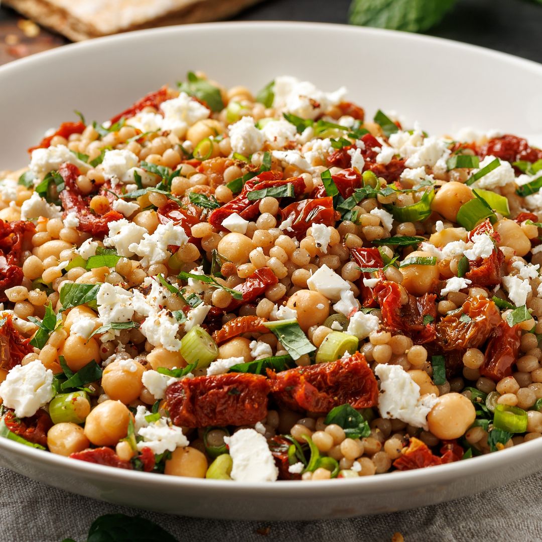 Cocina saludable: tres ensaladas deliciosas con un extra de proteínas