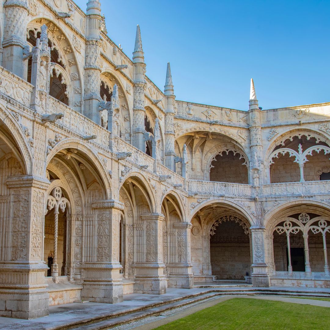 Claustro del Monasterio de los Jerónimos, Lisboa, Portugal