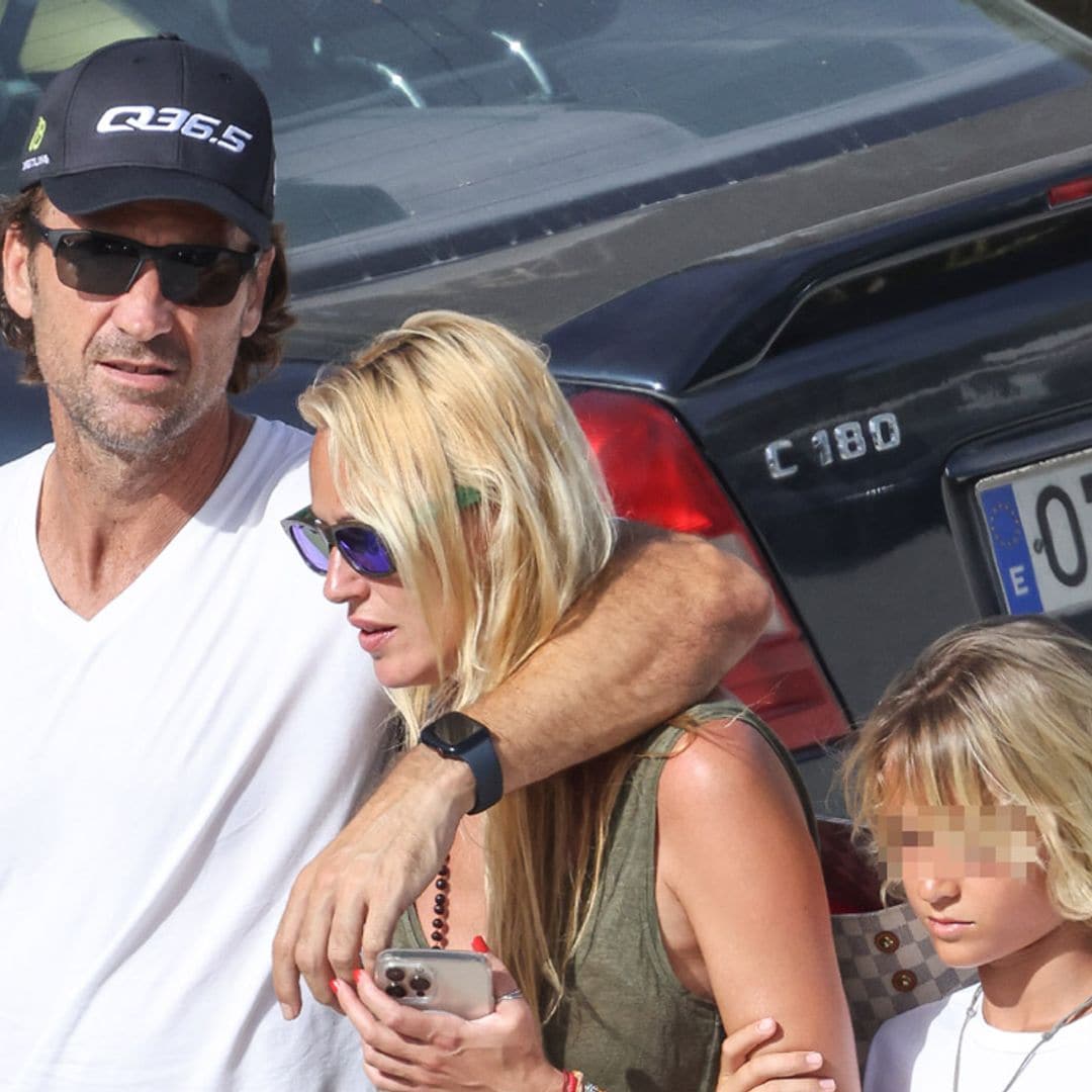 Carolina Cerezuela y Carlos Moyá, celebran doce años de casados junto a sus hijos en Ibiza