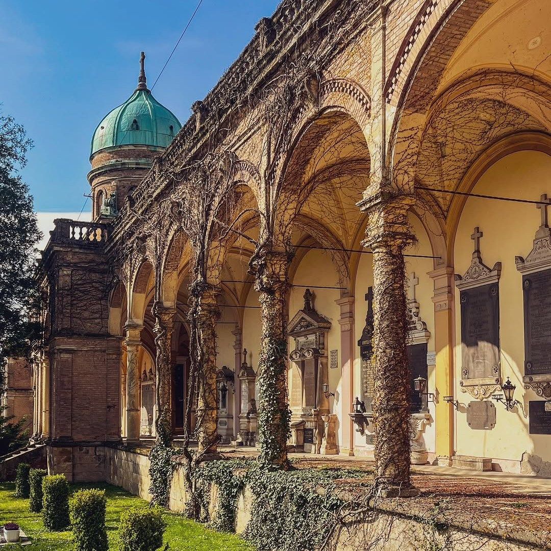cementerio de Mirogoj, considerado uno de los más bellos de Europa, Zagreb, Croacia