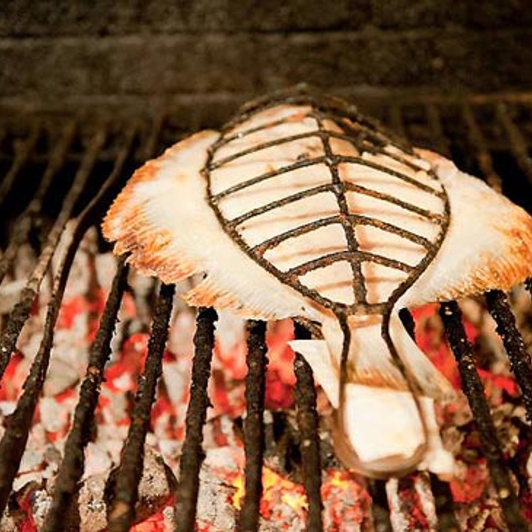 Planes con sabor: cinco 'templos gastro' para disfrutar de los mejores pescados y carnes a la parrilla