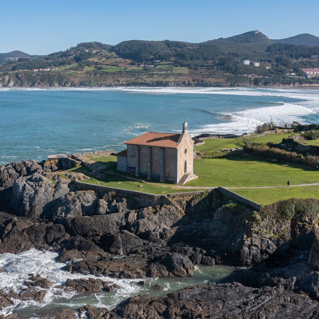 Los 12 rincones de la costa vasca que no te puedes perder: de Bilbao a Hondarribia