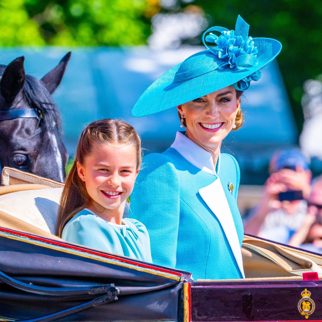 Por qué madres e hijas 'royals' se peinan igual: el significado según la psicología