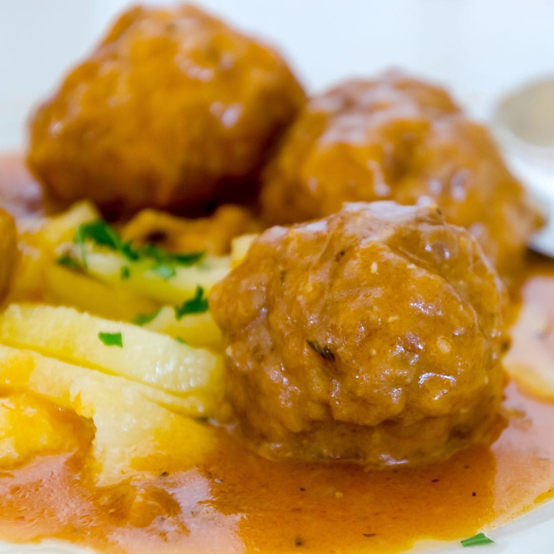 Cómo hacer albóndigas de choco: la receta tradicional andaluza