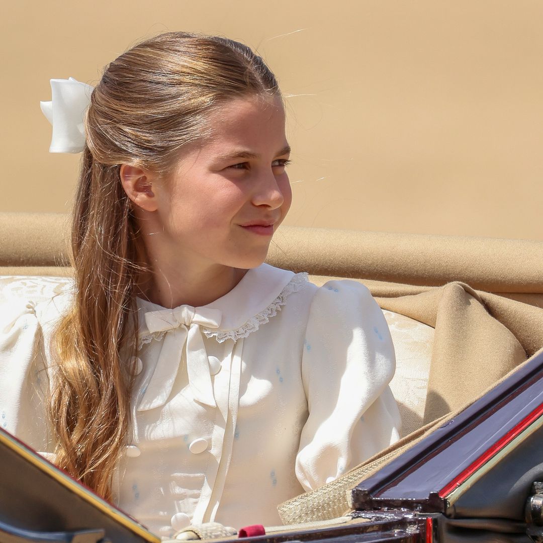 La ingeniosa transición del vestuario de diseño de la princesa Charlotte tras cumplir 11 años