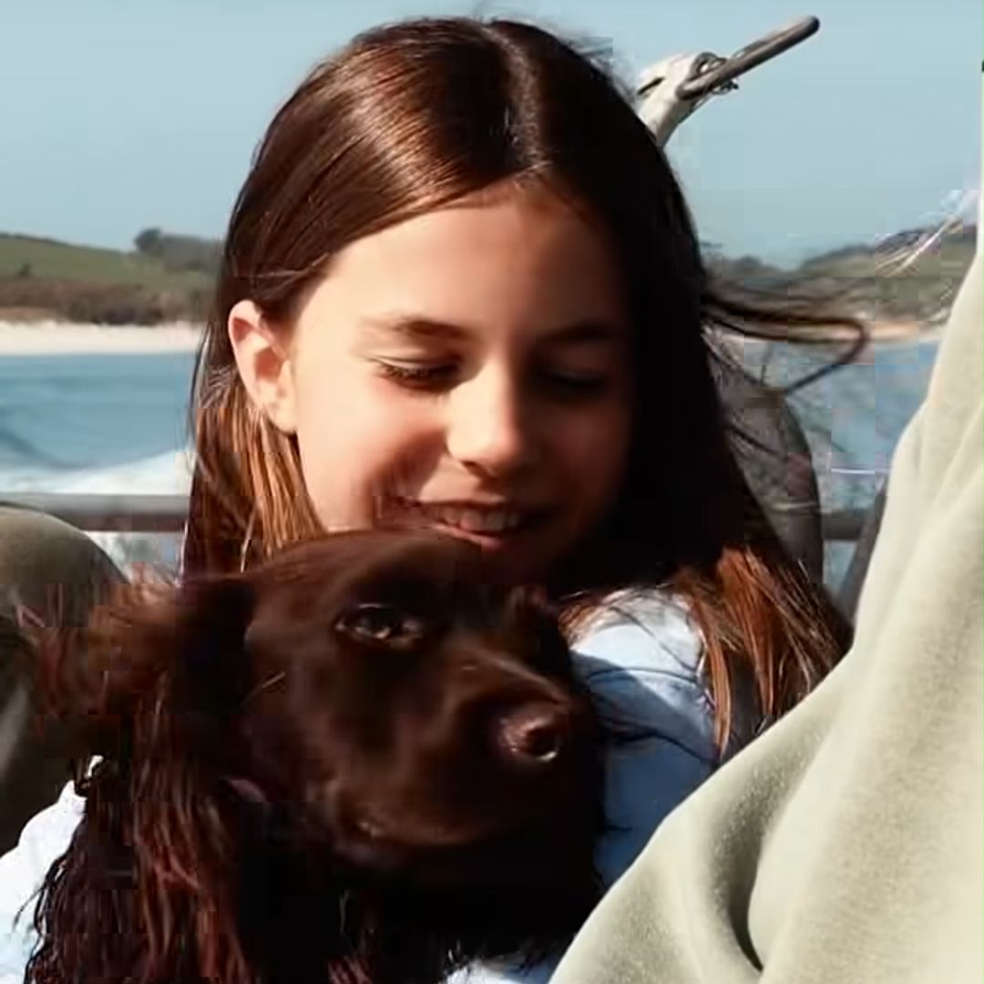 Así ha sido el cumpleaños más divertido de la princesa Charlotte: juegos en la playa como cualquier niña