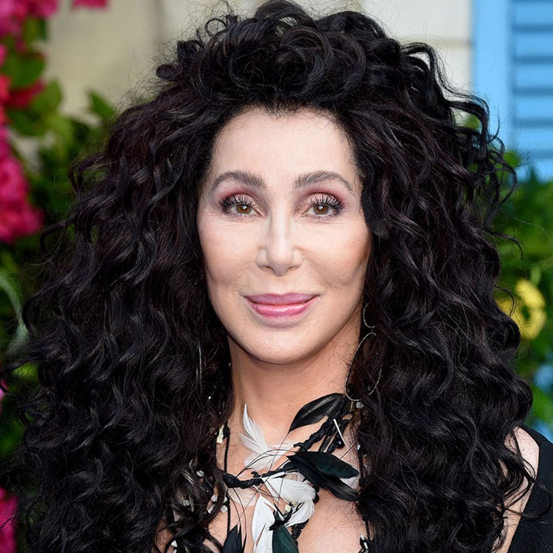 Cher cumple 75 años y lo hace con un regalo para sus millones de fans