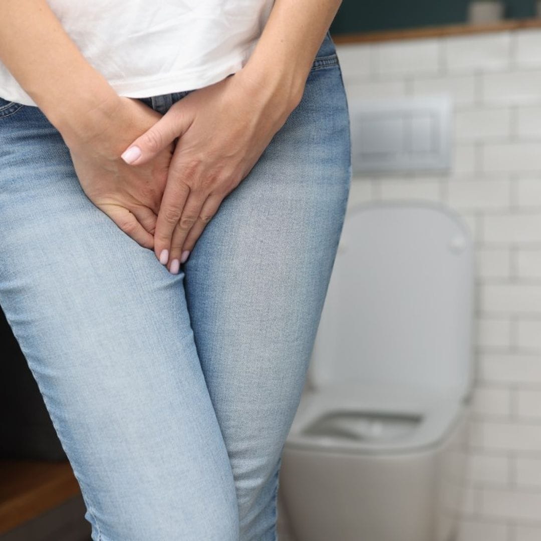 Razones por las que la mujer también debe acudir al urólogo