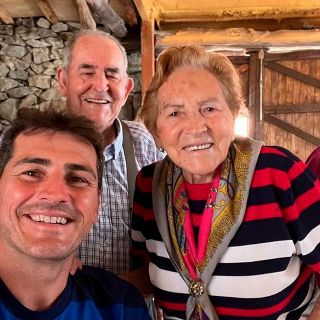 Iker Casillas, destrozado tras el fallecimiento de su abuela Nicasia, a quien estaba muy unido