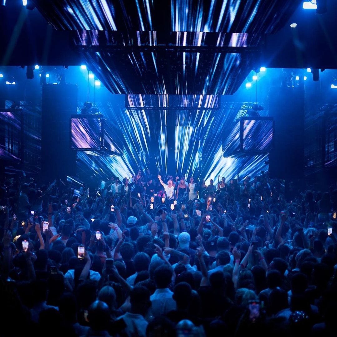  El Mejor Club del Mundo: Hï Ibiza, donde Black Coffee, David Guetta o Eric Prydz son algunos de sus residentes.
