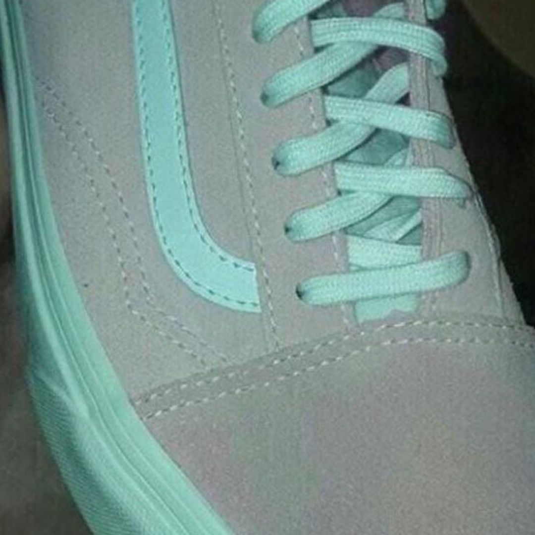 ¿De qué color ves esta zapatilla? El nuevo desafío viral que juega con tu cerebro