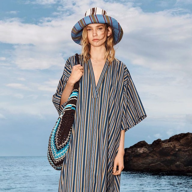 Vestido de rayas de Zara