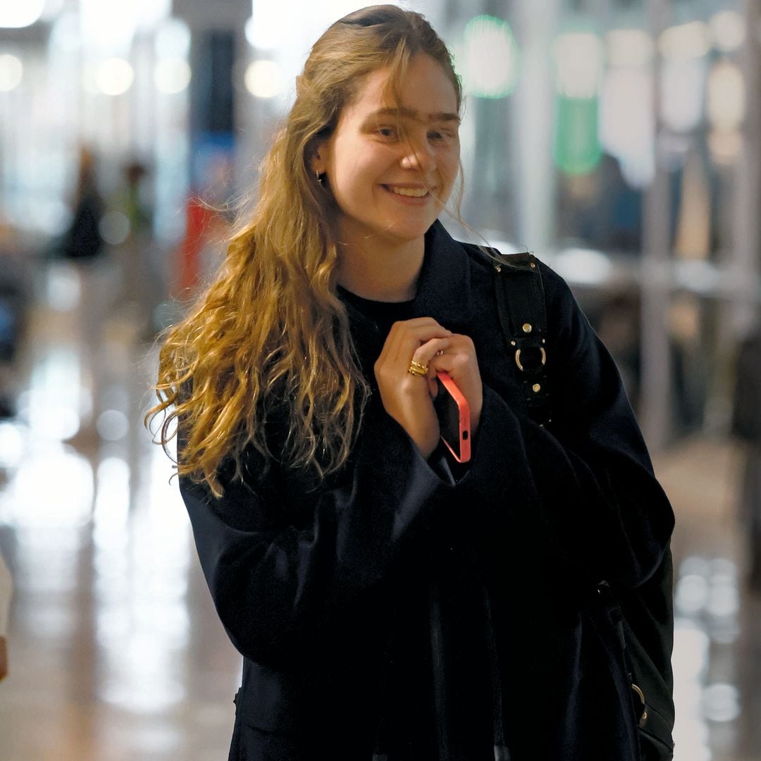 La sonrisa misteriosa de Irene Urdangarin en su regreso a Oxford antes de la esperada entrevista de su padre, Iñaki Urdangarin, en televisión