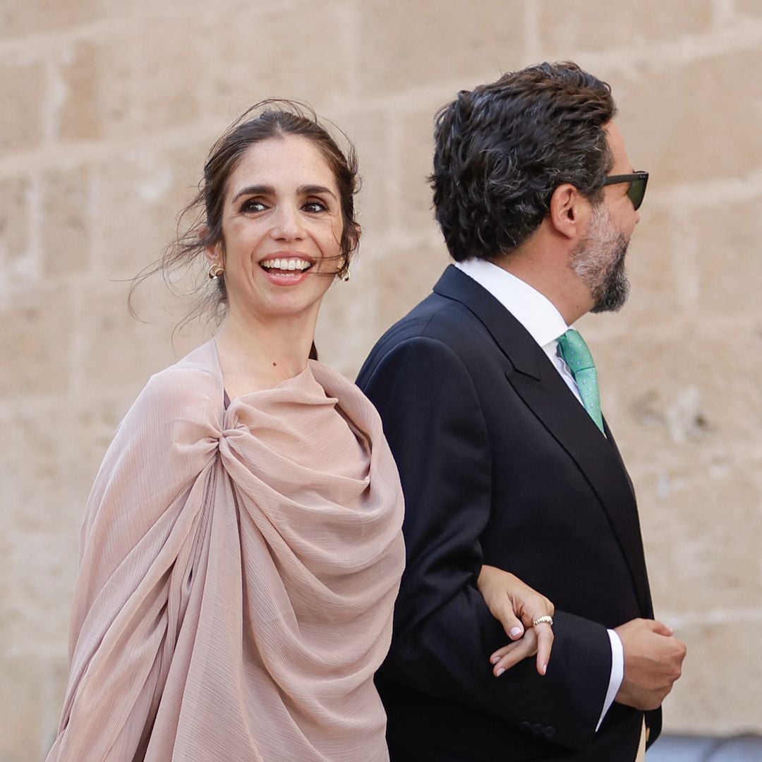 Paty Sánchez-Flores reúne en su boda a Lolita, Elena Furiase, Alejandra Rubio y Carlo Constanzia