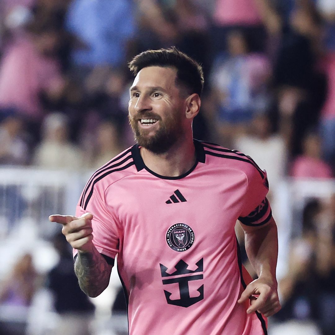 A Leo Messi le pide matrimonio una fan de 98 años y el vídeo se hace viral: no te pierdas su reacción