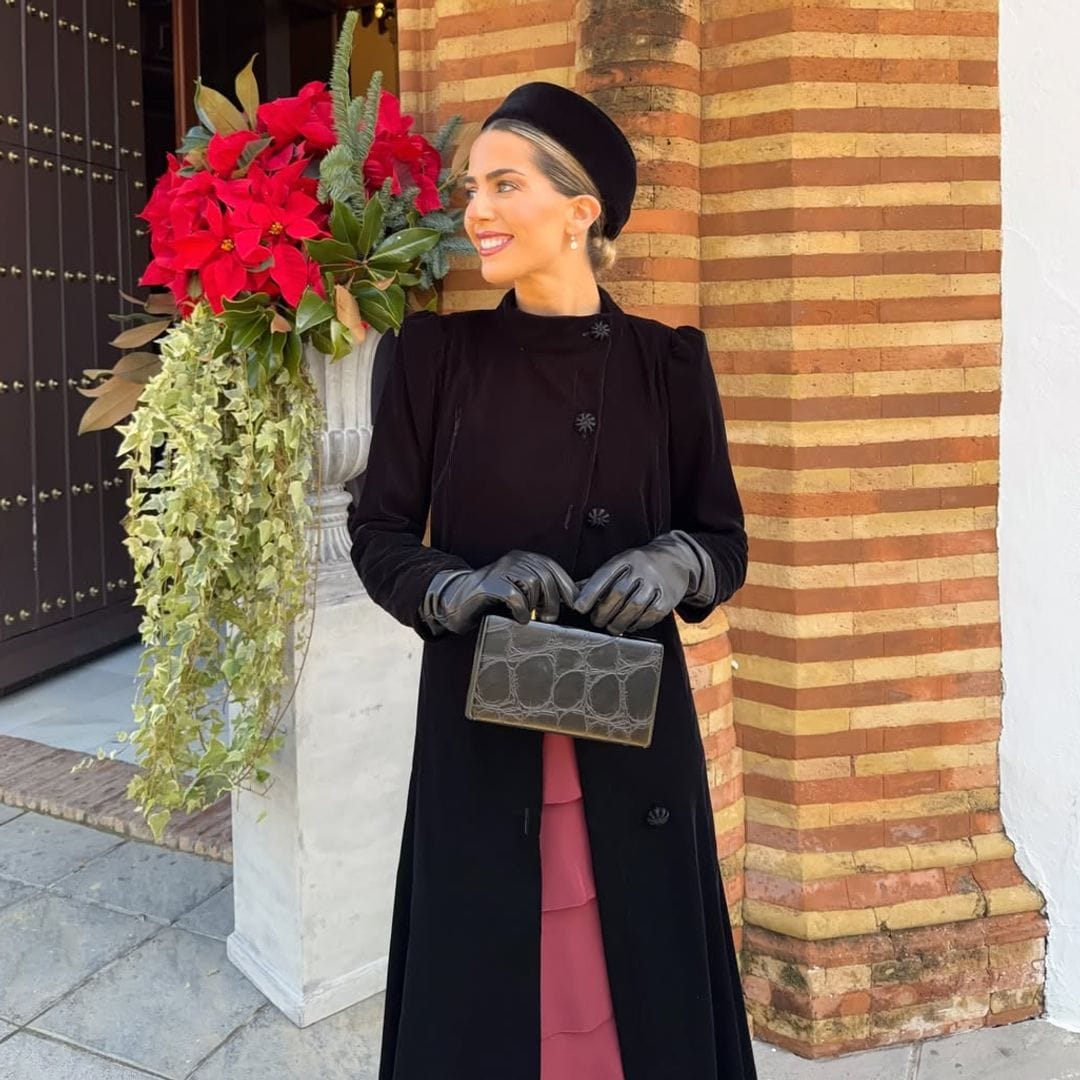 El accesorio (inspirado en Jackie Kennedy y Lady Di) que enamora a las invitadas españolas en las bodas de invierno