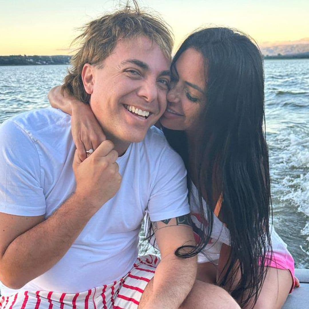 Cristian Castro vuelve a México con su novia y envía mensaje a Verónica Castro: 'Le pido disculpas'