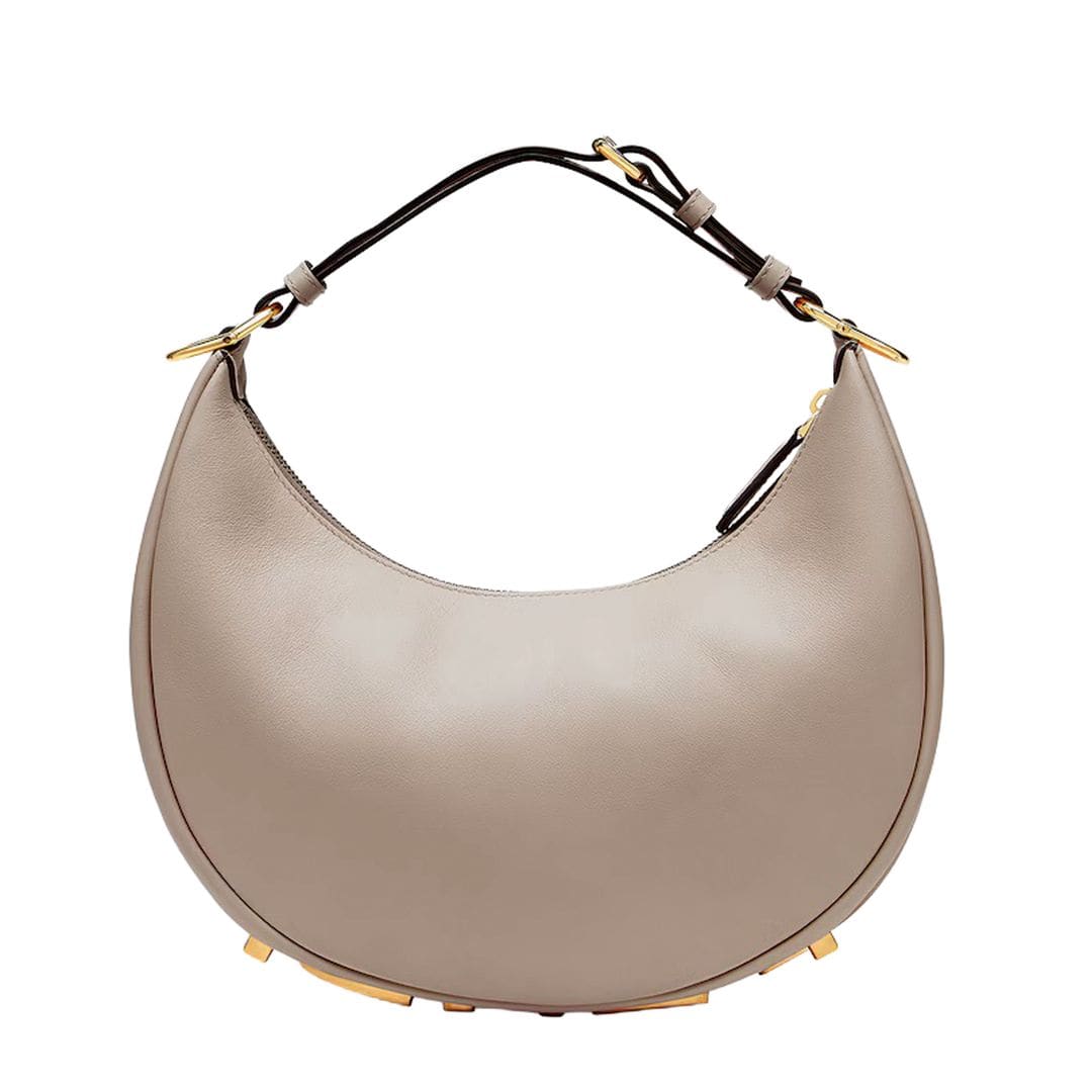Bolso hobo (2.200 €),  de Fendi