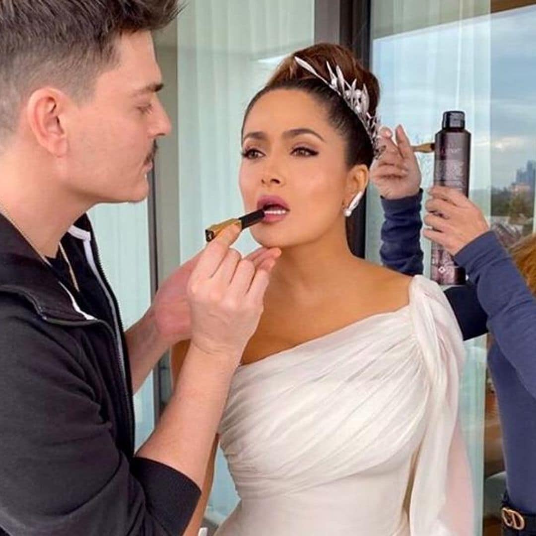 Salma Hayek: Todos los detalles de peinado y maquillaje detrás de su look de diosa griega