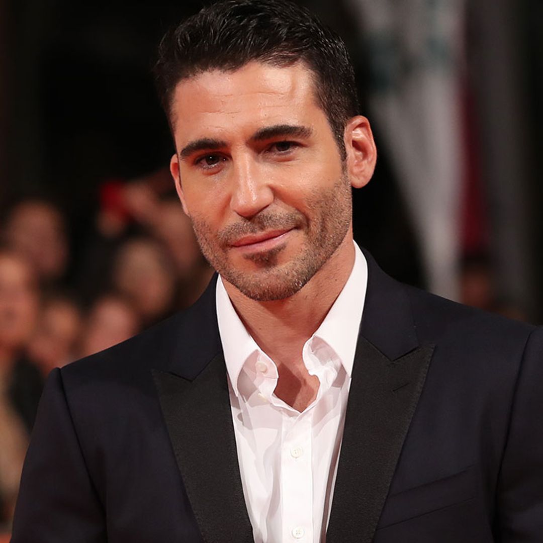 Miguel Ángel Silvestre y el duro rodaje de su serie con Álex de la Iglesia