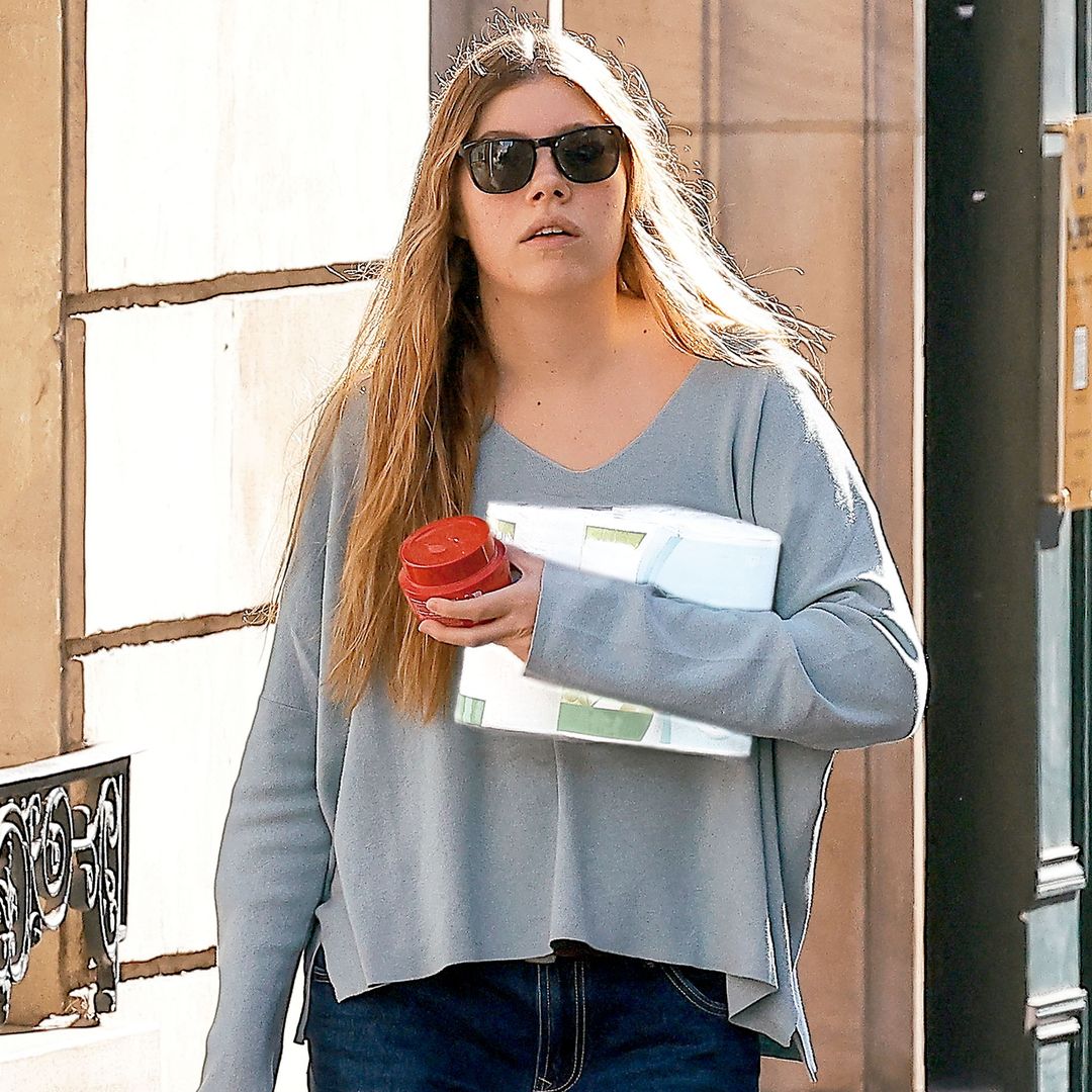 La infanta Sofía después de hacer unas compras por París