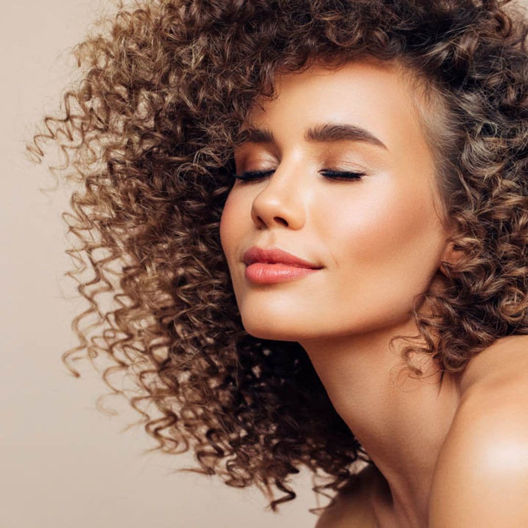 Todo sobre el método 'curly', la técnica que está cambiando la vida de las chicas con el pelo rizado