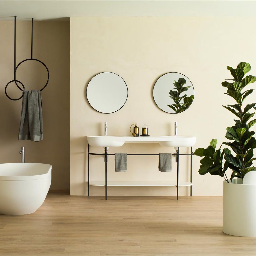 La tendencia que convierte el baño en un pequeño spa: accesorios cálidos, naturales y elegantes