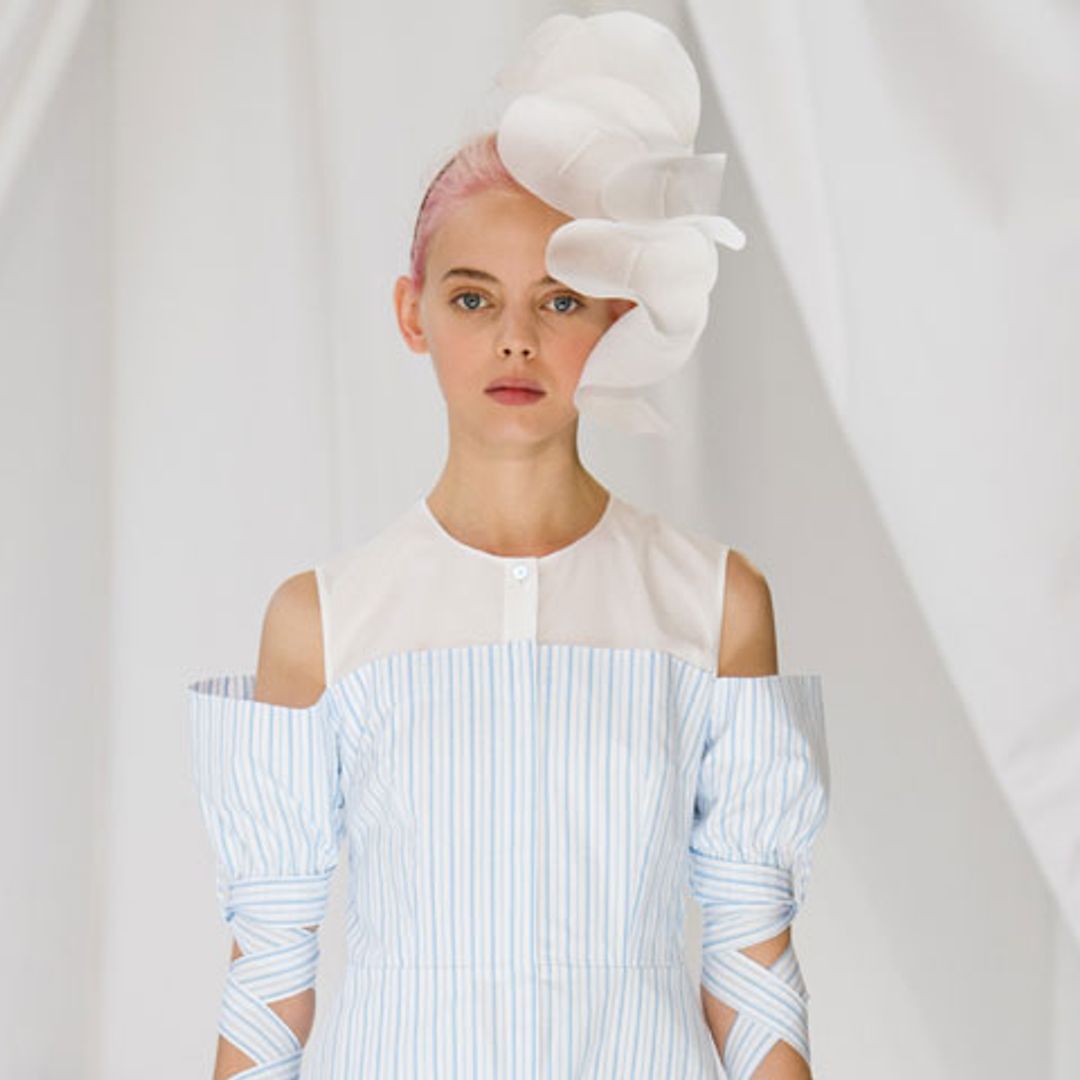 Entre cristales y flores, Delpozo se asegura el éxito en Londres