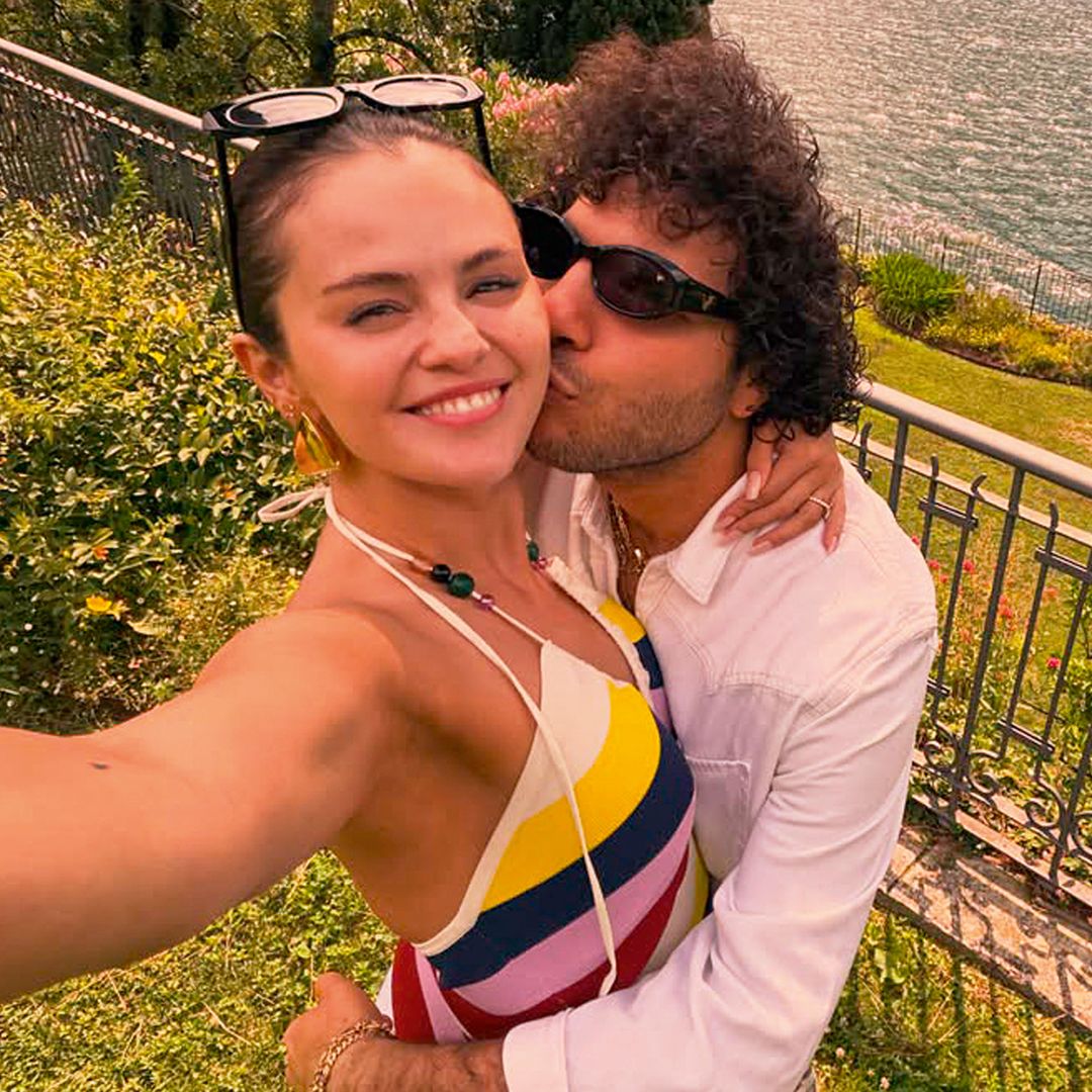Un 'selfie' de Selena Gomez junto a Beni Blanco
