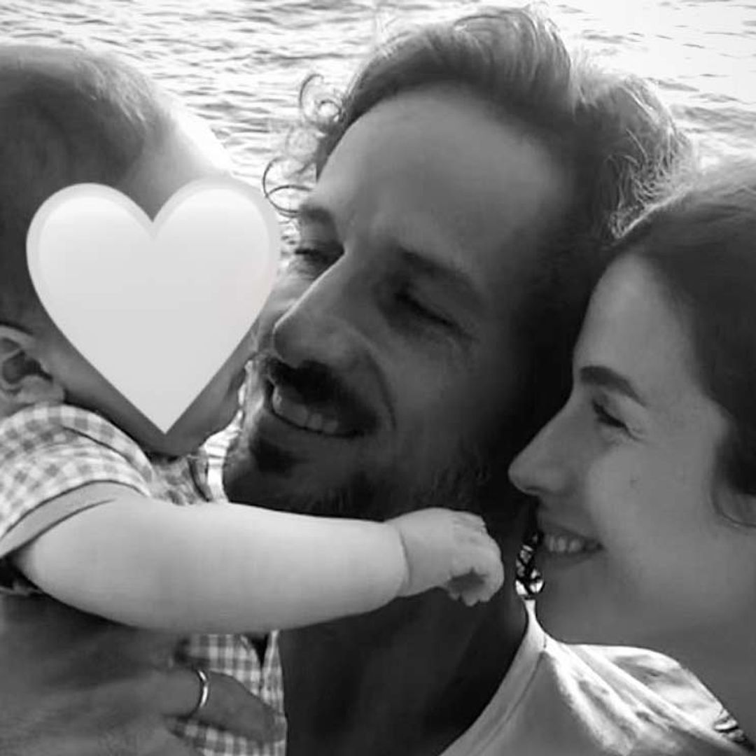 Sandra Gago y Feliciano López, todo felicidad mientras navegan con su 'pequeño marinero'