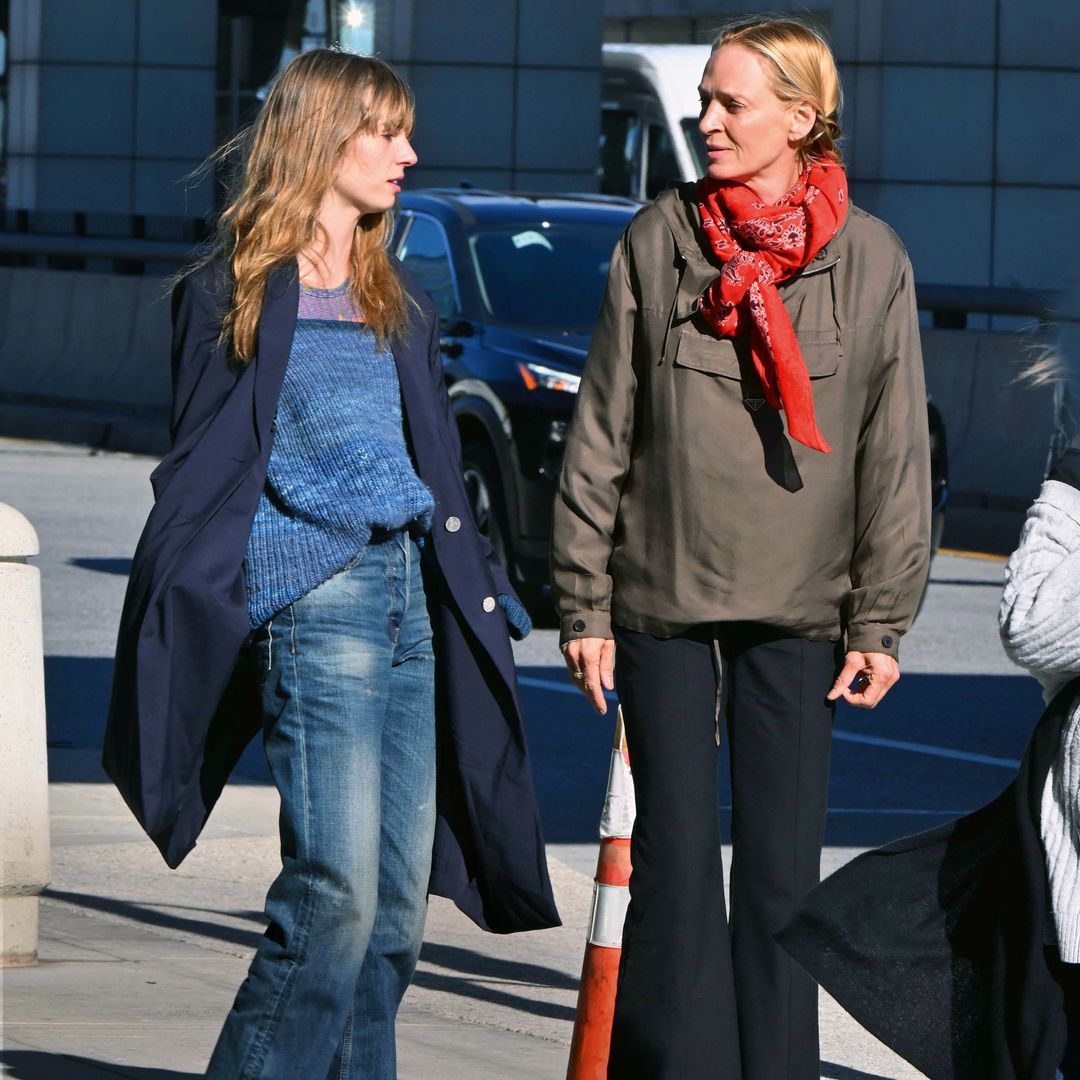 ¿Madre e hija o hermanas? El increíble parecido de Uma Thurman y Maya Hawke en su última aparición juntas por Nueva York