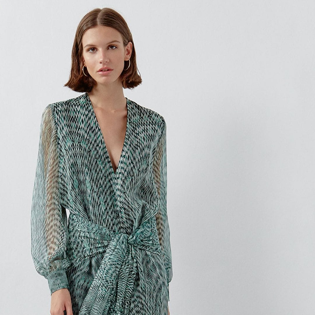 Los vestidos de invitada que salvarán tus looks si estás embarazada
