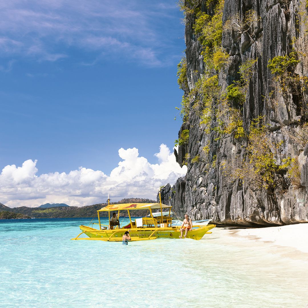 Playa Banol en la isla de Coron, en el archipiélago de las islas Calamian, Filipinas