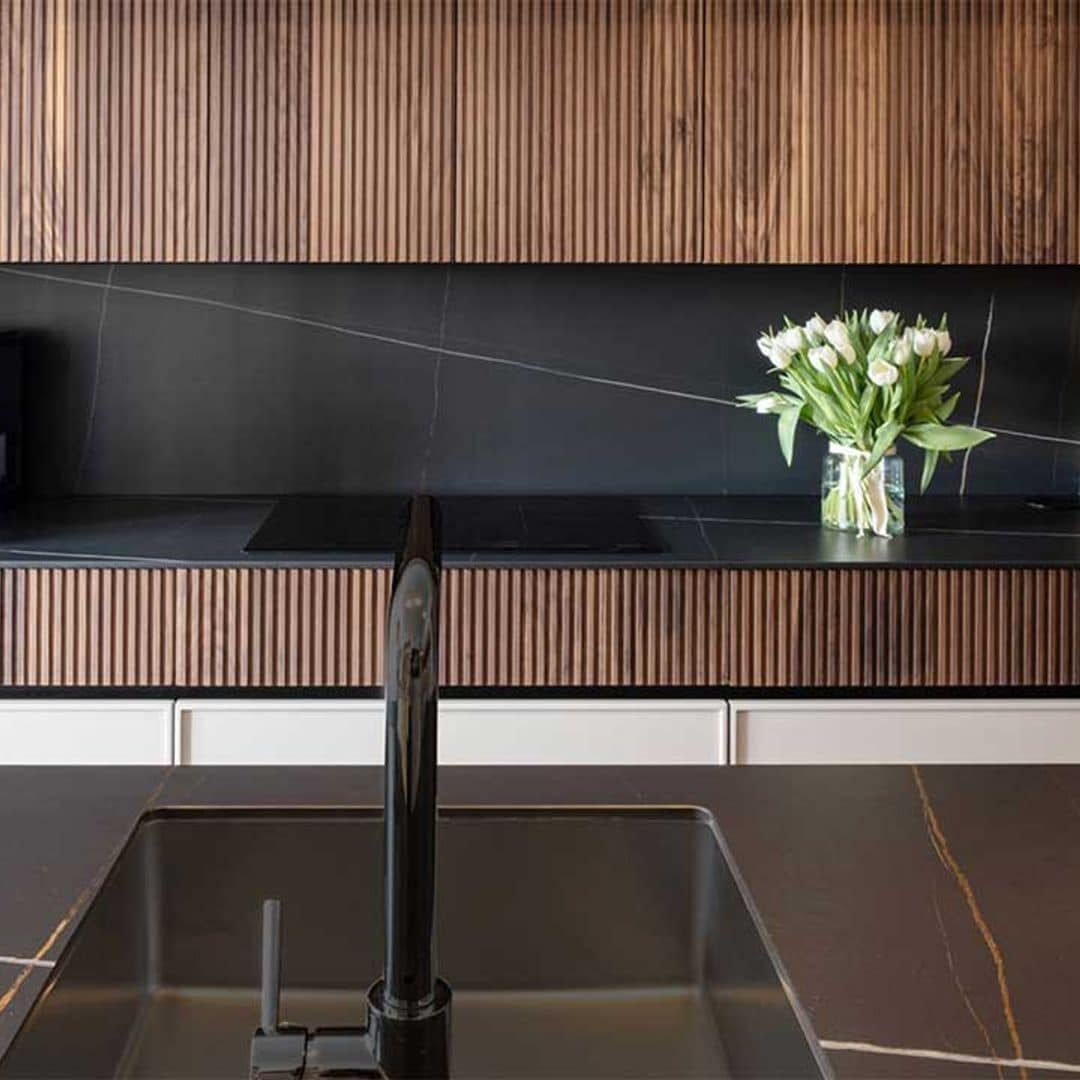La nueva cocina de Nieves Álvarez: un diseño elegante hecho a su medida