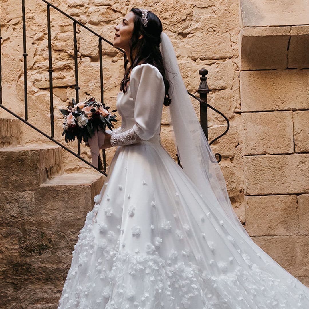 Carmen, la novia del vestido de princesa desmontable que se casó en El Puerto de Santa María