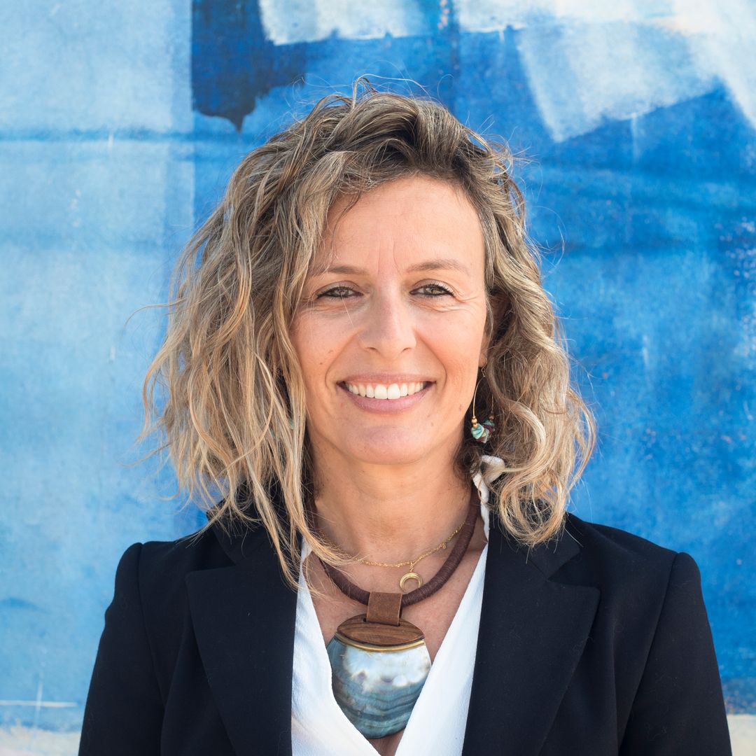 Diana Al Azem, profesora, sobre adolescentes que van con 'malas compañías': "Es fundamental reforzar la confianza con los hijos"