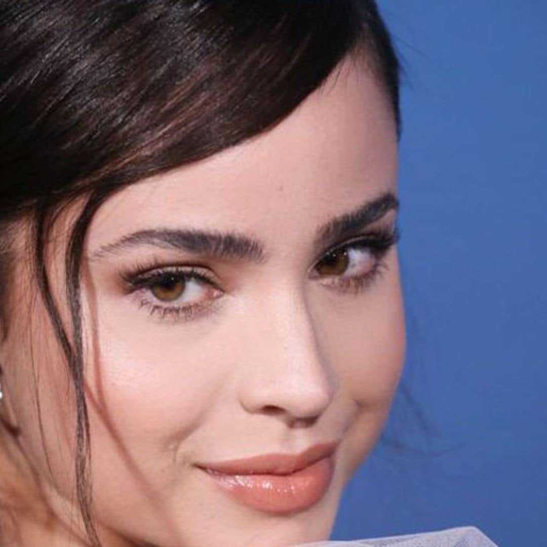 Cabello, cutis y labios perfectos: así es el ritual de belleza de Sofía Carson