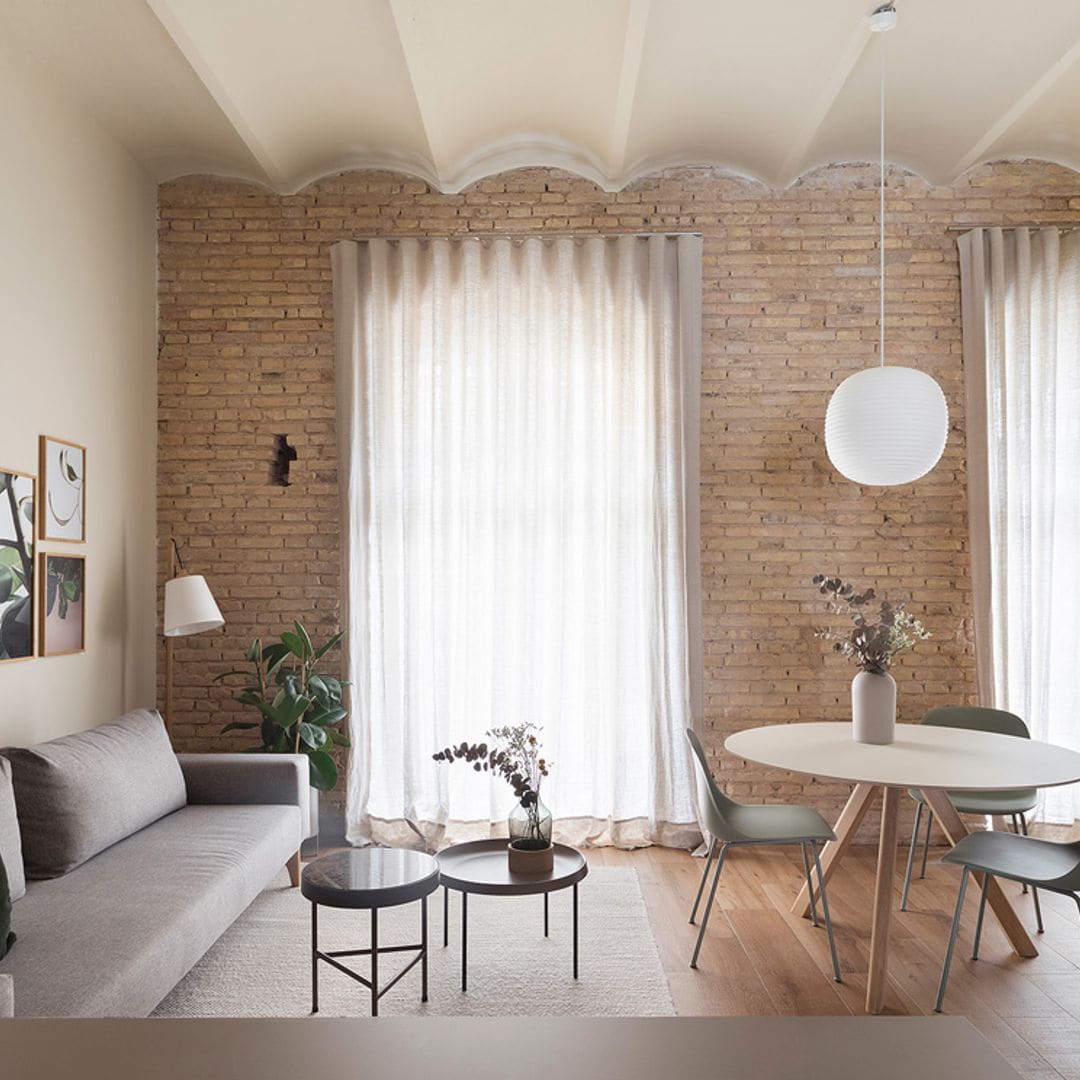 Los 75 metros² de este piso en Valencia parecen estirarse tras un diseño interior acertado