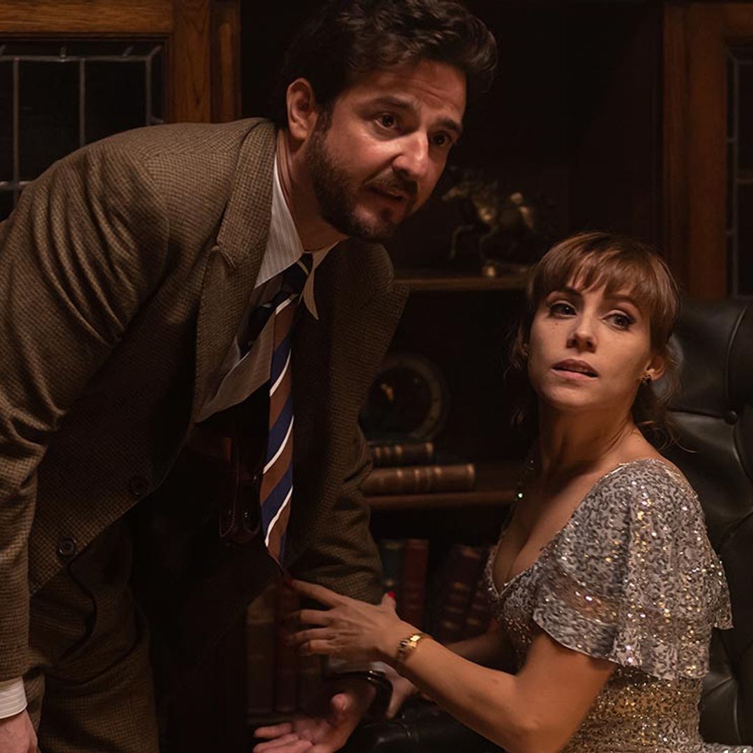 Aura Garrido y Gorka Otxoa, aprendices gallegos de Sherlock Holmes en la serie 'Un asunto privado'
