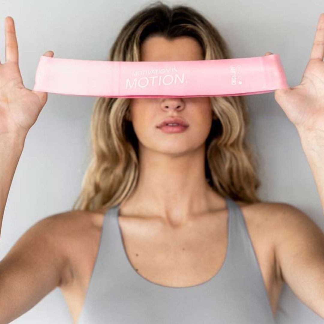 Tonifica tu cuerpo en tiempo récord con estas bandas y gomas elásticas