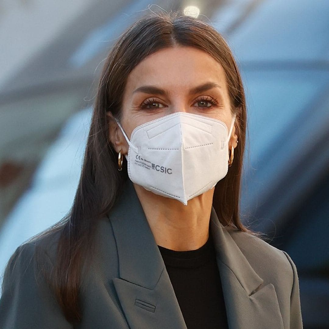 Doña Letizia demuestra su implicación con los más jóvenes en su último compromiso